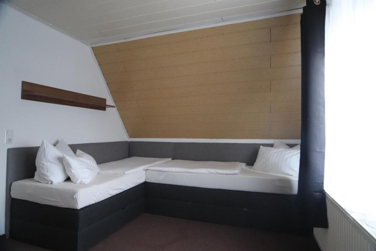 Ruhige Wohnung Mit Terrasse Nur 5 Minuten Zur Mueritz Marienfelde Exterior foto